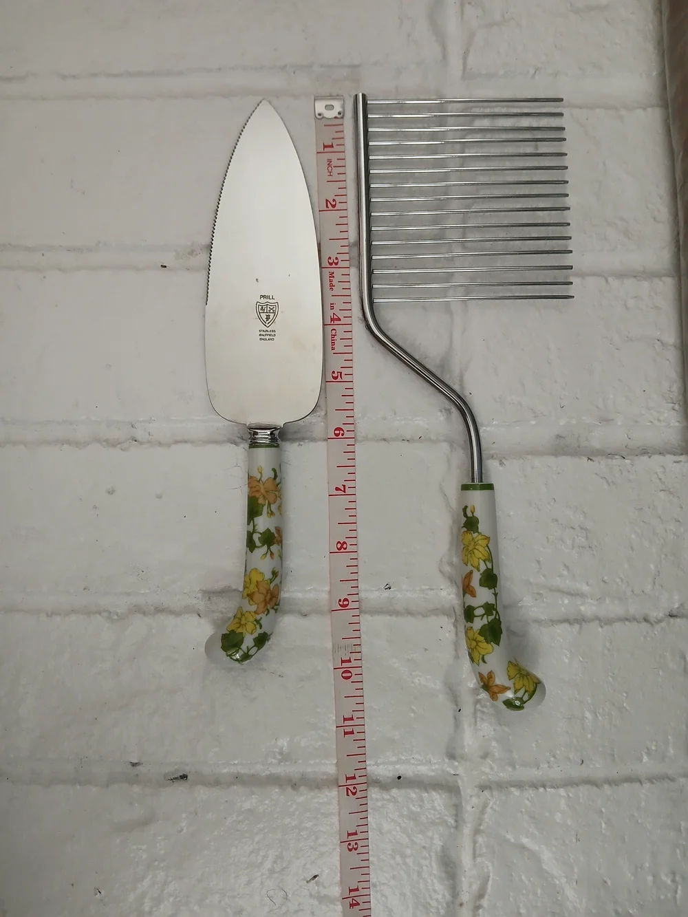 Vintage 2 Piece Sheffield England Serving Set Stainless Steel Porcelain Handle
